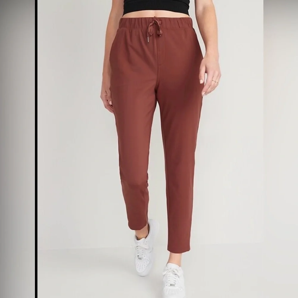 Old Navy Trident Maple High Waisted Powersoft Coze Edition Slim Taper Pants